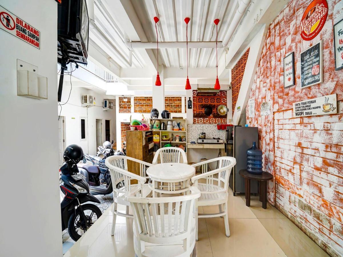 Super Oyo 91173 Guesthouse King Puntodewo Pakualaman 外观 照片