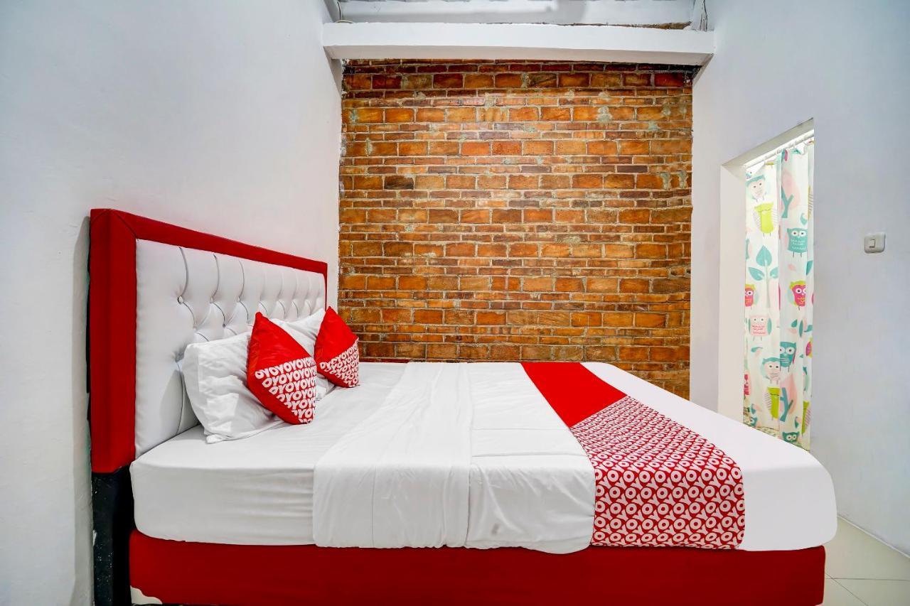 Super Oyo 91173 Guesthouse King Puntodewo Pakualaman 外观 照片
